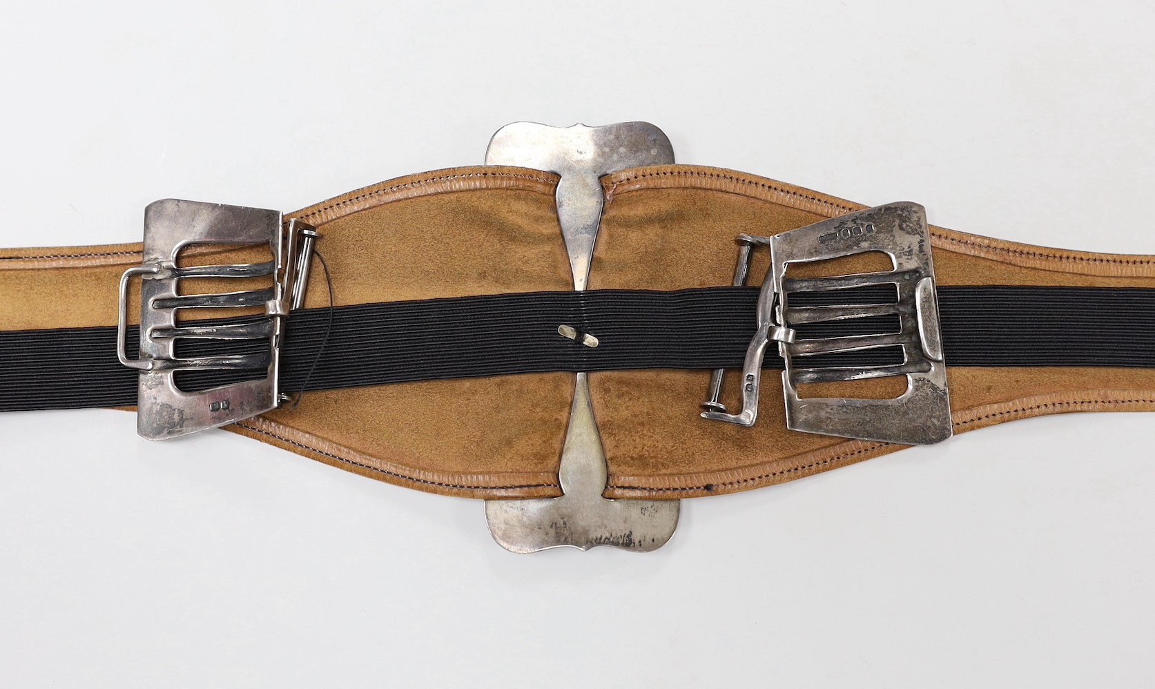 An Edwardian silver mounted leather belt, Henry Williamson Ltd, Birmingham, 1907, approx. 78cm.